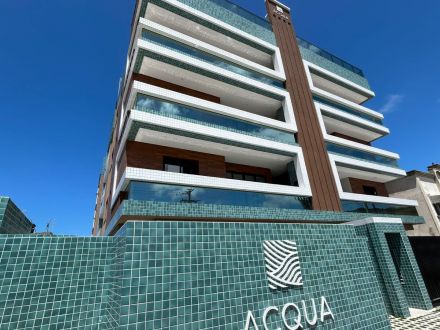 REF 025 - Cobertura em Caiobá  Ed. Acqua apto 405 