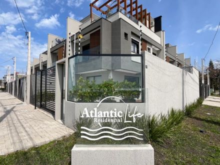 REF - 008 Triplex à venda Beira Mar